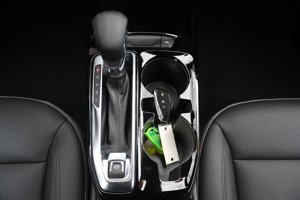 Thumbnail: 2024 Chevrolet Trax - 21