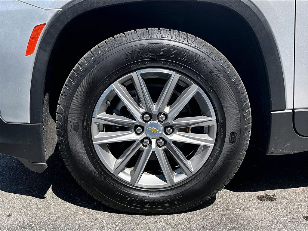 2022 Chevrolet Traverse — photo 7