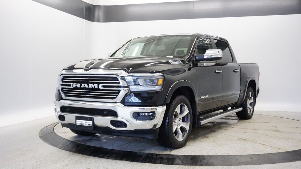 2022 RAM 1500 Laramie Crew Cab 4WD