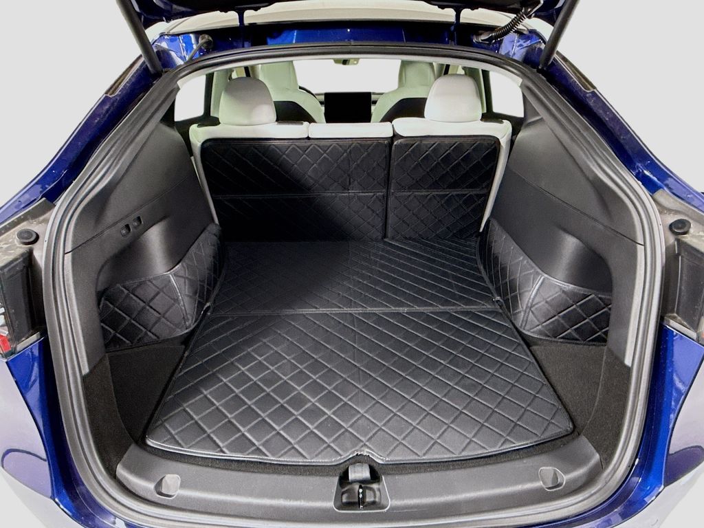 Thumbnail: 2022 Tesla Model Y - 29