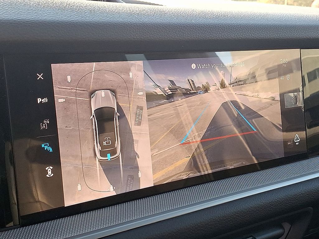 Thumbnail: 2025 Porsche  - 19