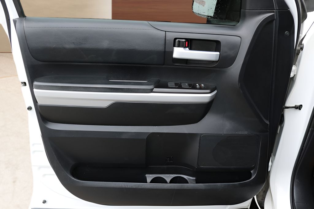 Used Car 2021 Toyota Tundra  Sr5 For Sale Under $40,000 In Austin, Texas