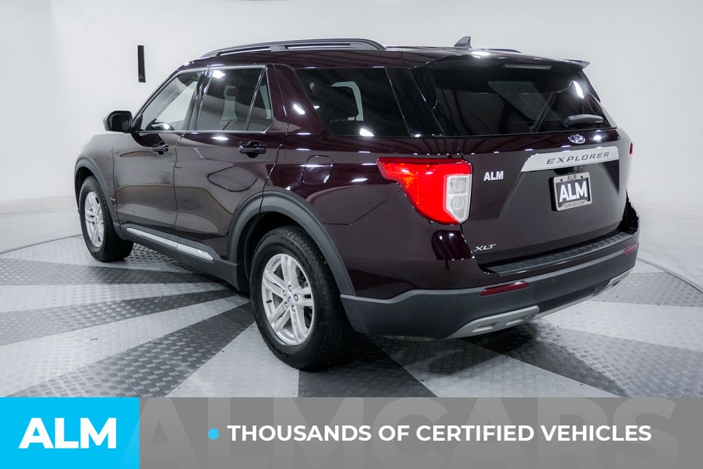 Used 2023 Red Ford XLT image 4