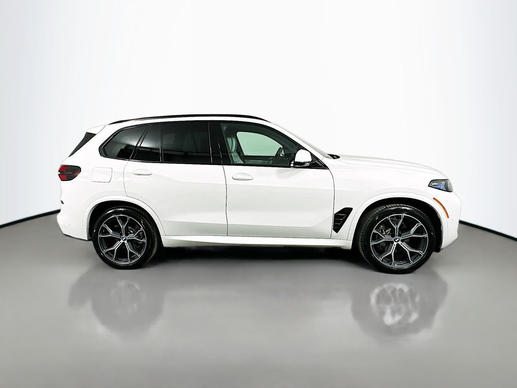 Thumbnail: 2026 BMW X5 - 4