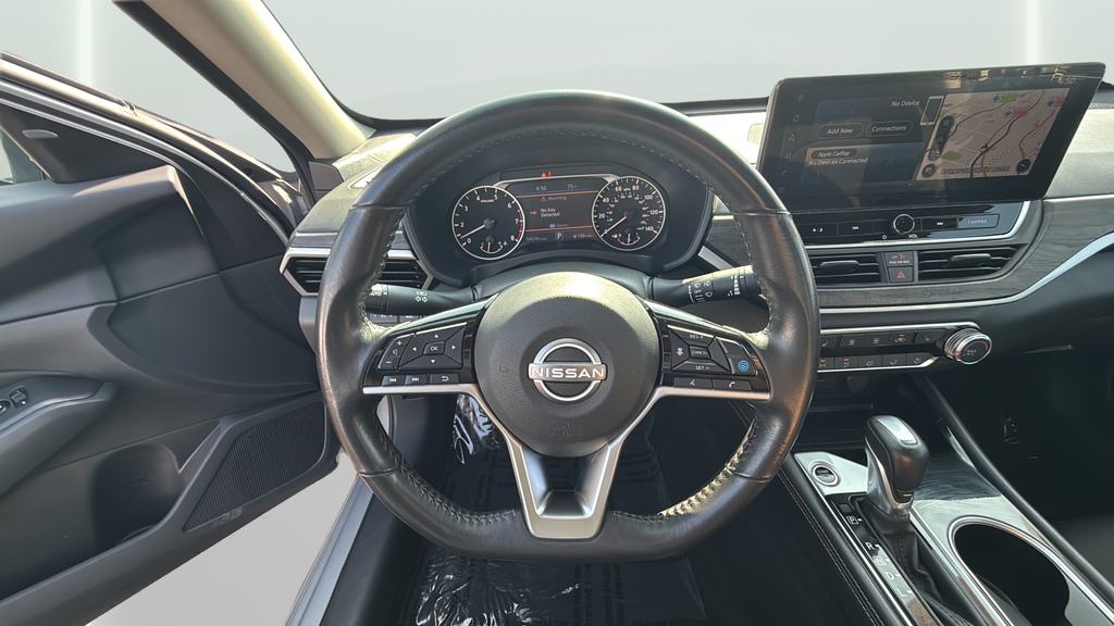 Used 2024 Nissan Altima Sedan