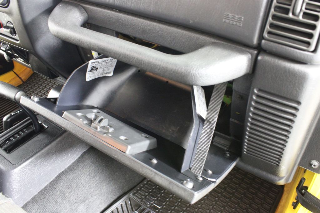 Used 2004 Jeep Wrangler for sale in 