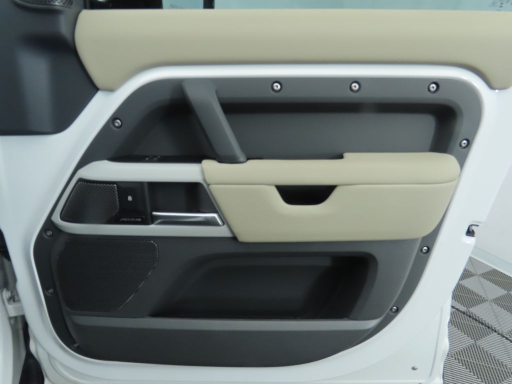 Thumbnail: 2024 Land Rover Defender - 26