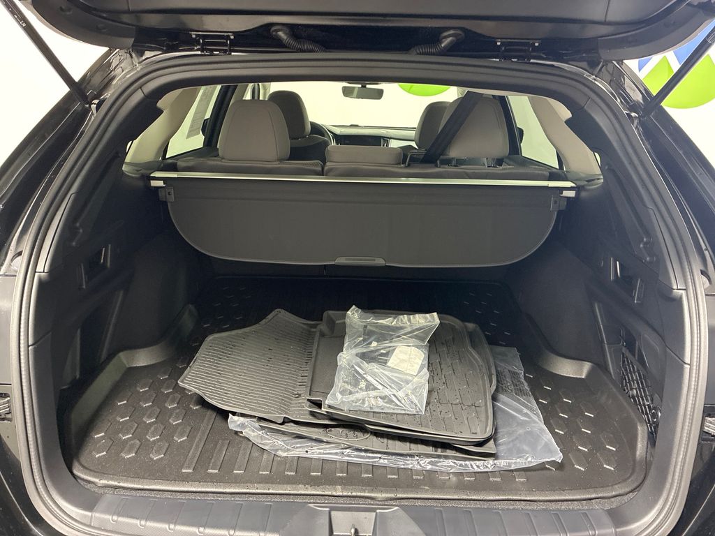 2025 Subaru Outback Premium - Photo 14