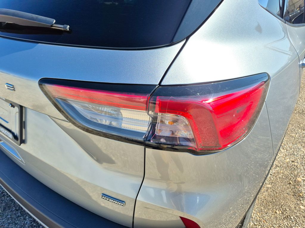2022 Ford Escape Hybrid SE - 10