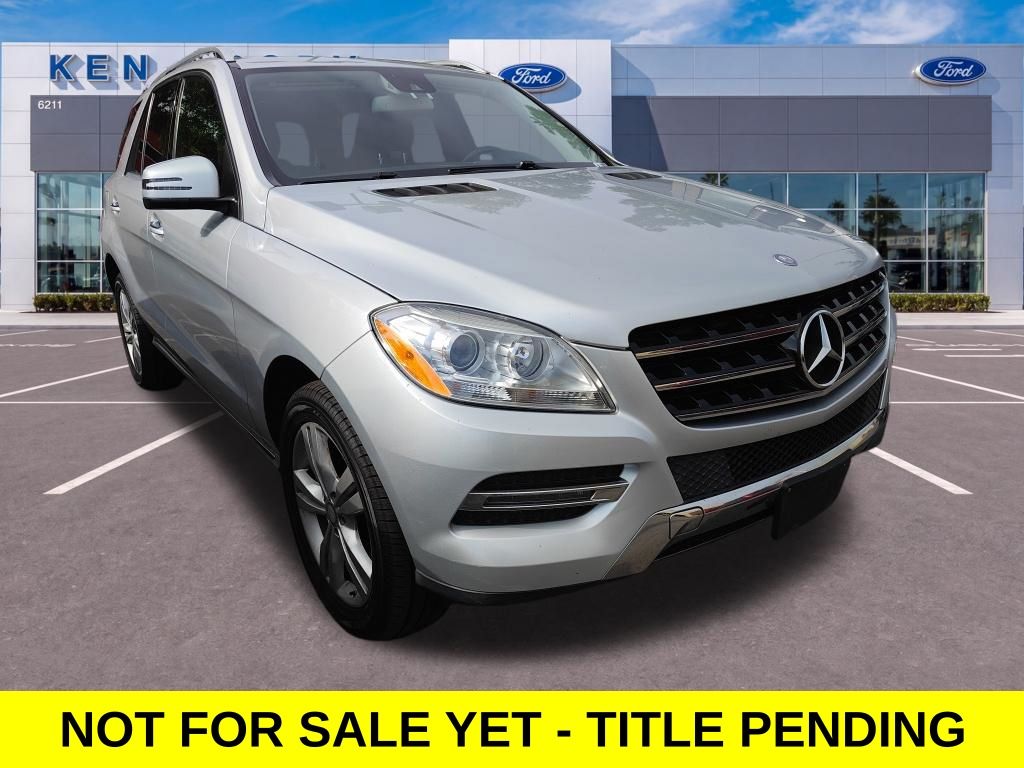 Iridium Silver Metallic 2015 Mercedes-Benz M-Class SUV / Crossover Rear-Wheel Drive 7-Speed Automatic