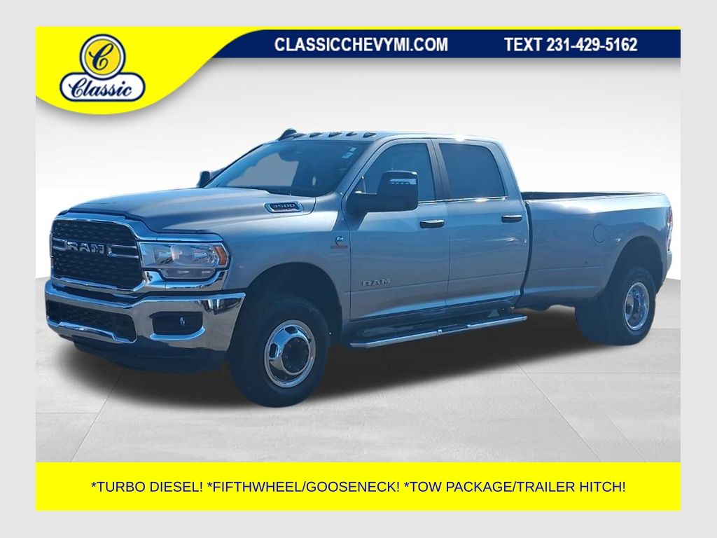 2024 RAM 3500 Big Horn Crew Cab LB DRW 4WD