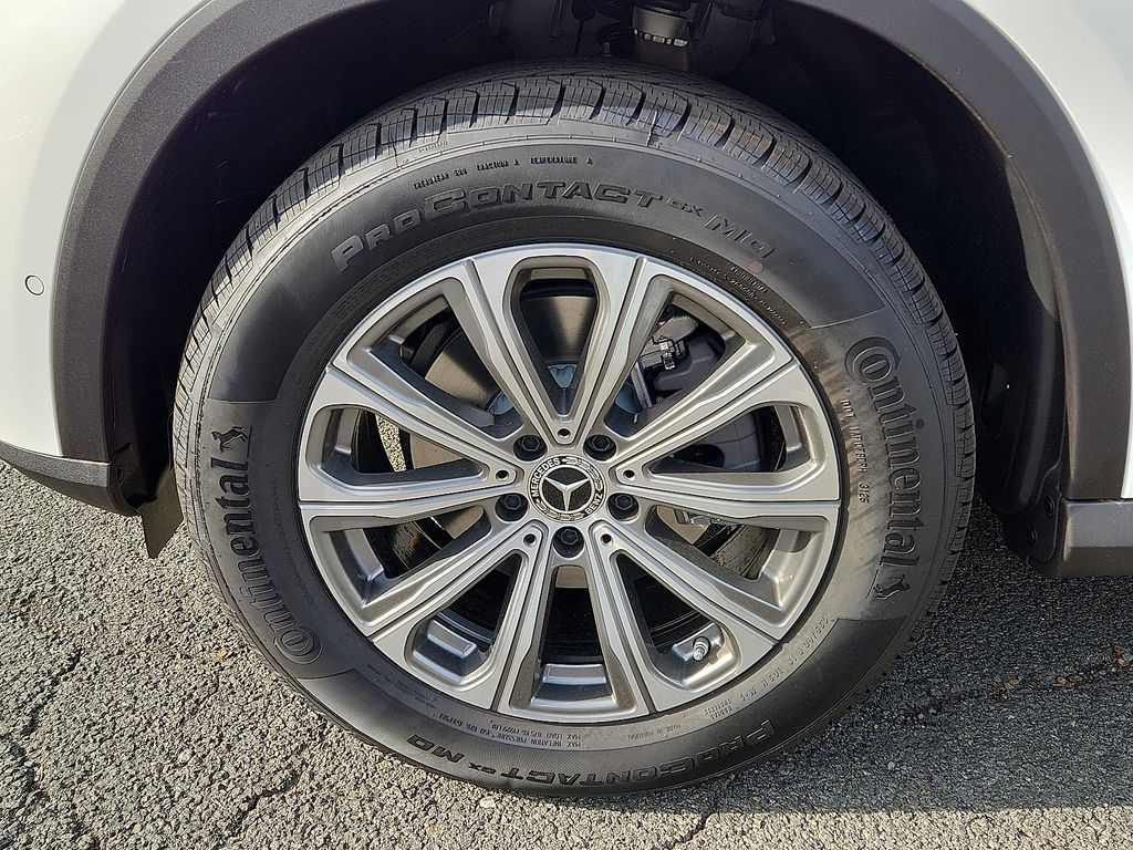 Thumbnail: 2026 Mercedes-Benz GLC - 5