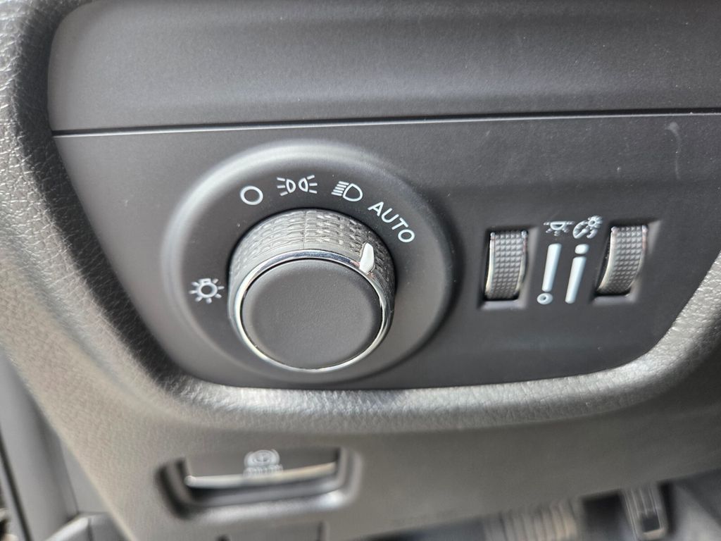 Used 2023 Jeep Grand Cherokee L SUV