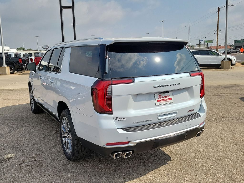 2026 GMC Yukon XL Denali - 7