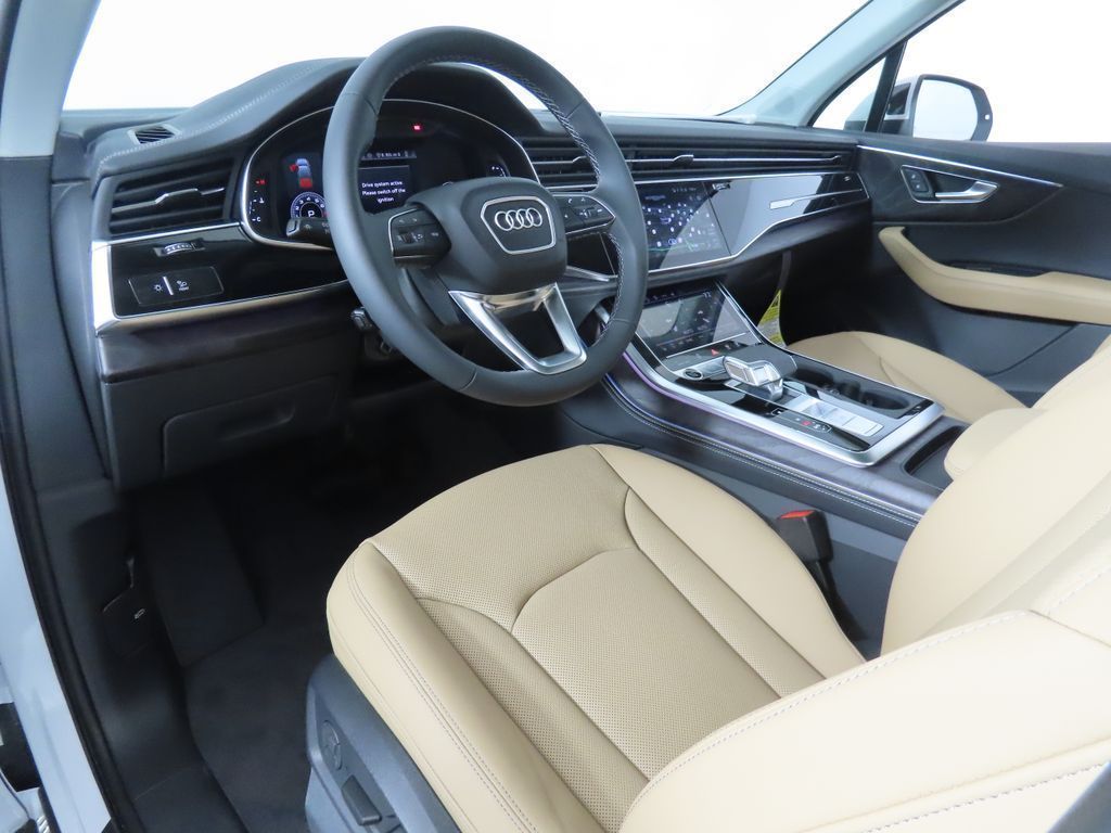 Thumbnail: 2026 Audi Q7 - 27