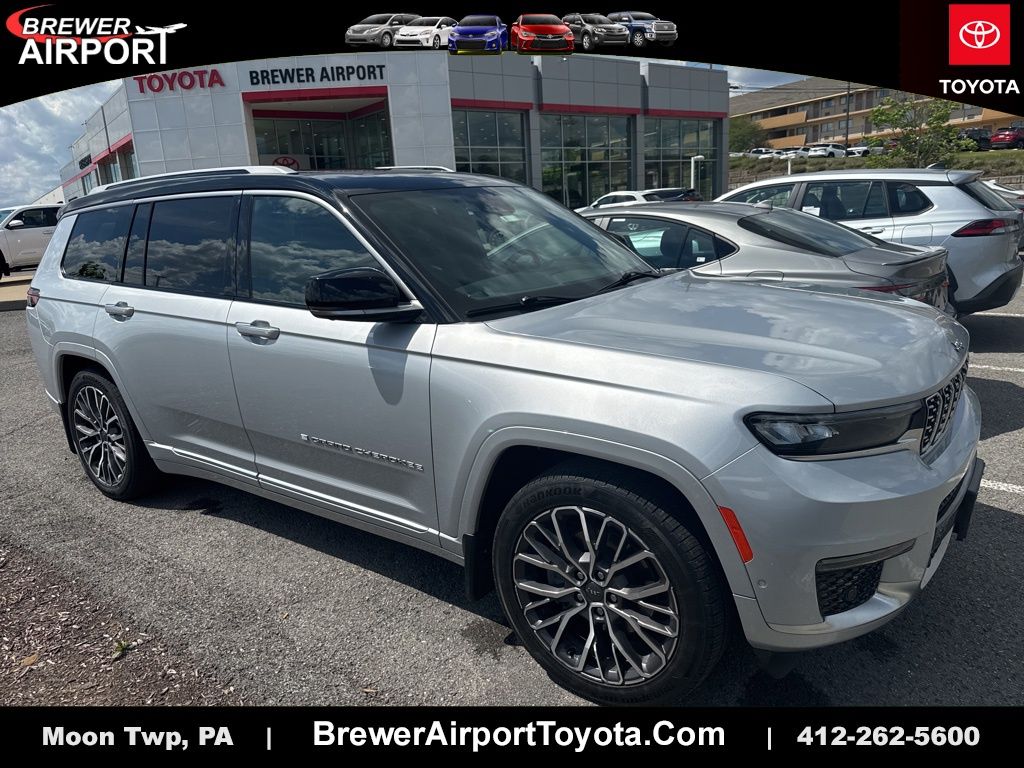 2023 Jeep Grand Cherokee L Summit Reserve 4x4's photo
