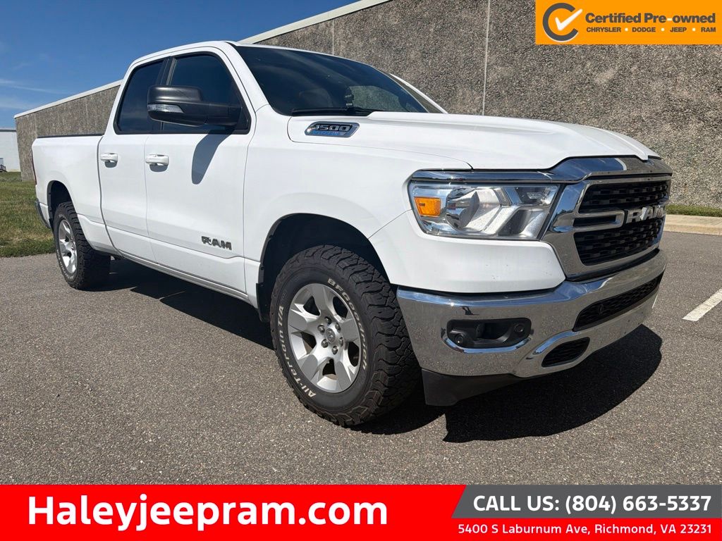Bright White Clearcoat 2022 RAM 1500 Pickup Truck Four-Wheel Drive 8-Speed Automatic
