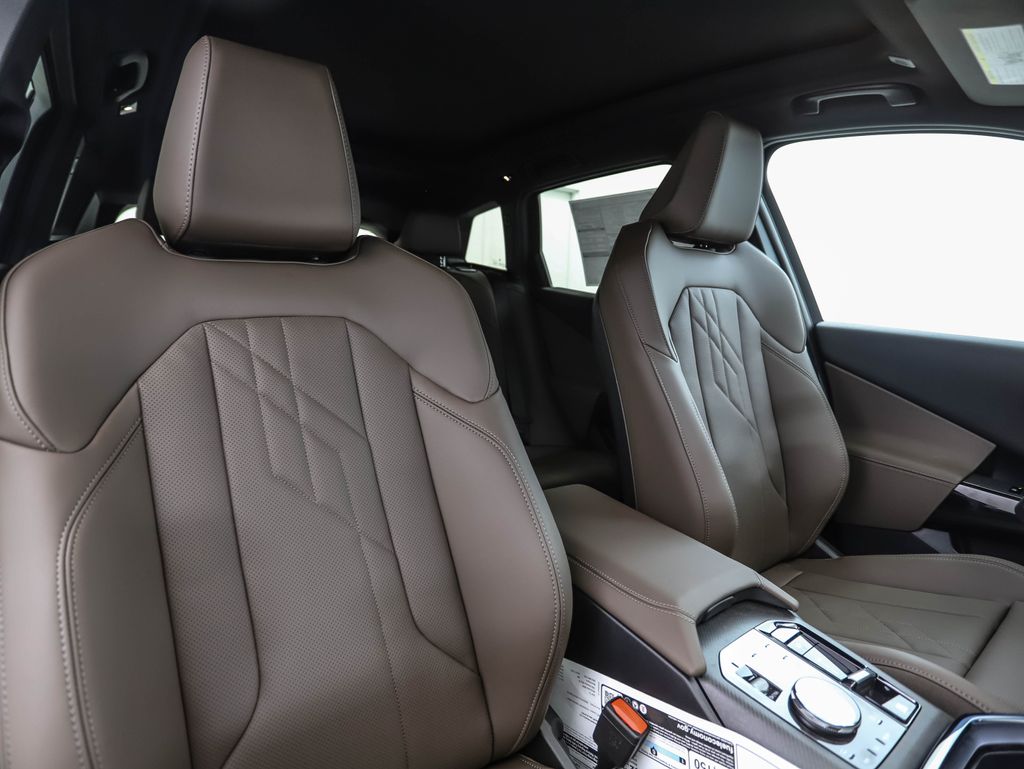 Thumbnail: 2026 BMW X3 - 32