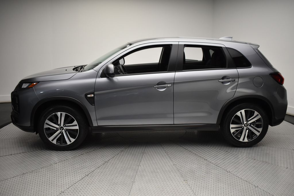 2024 Mitsubishi Outlander Sport ES 8