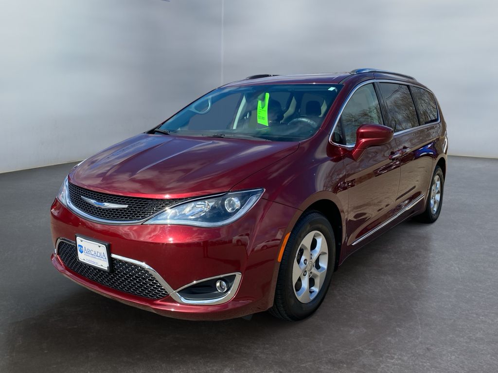 2017 Chrysler Pacifica Touring L Plus FWD