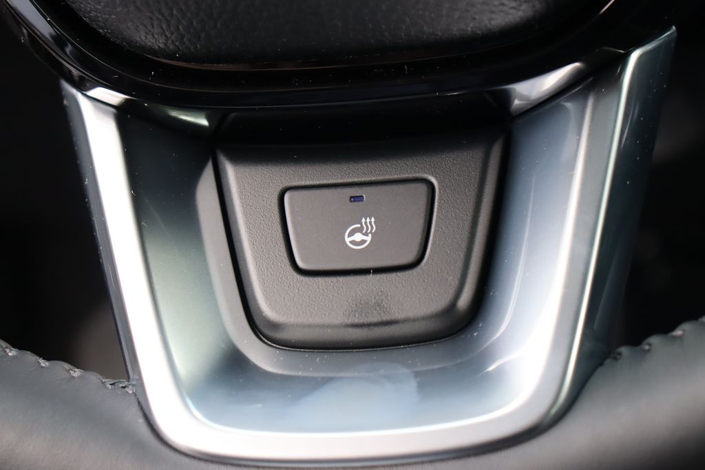 2025 Honda Accord Touring 32