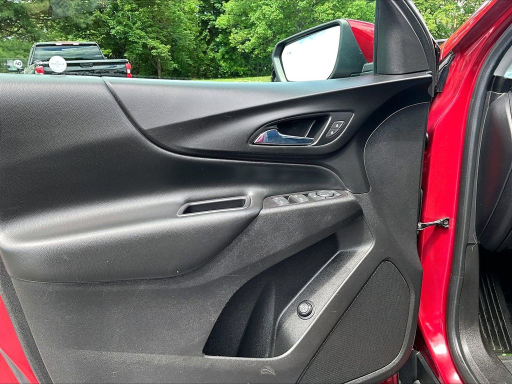 2018 Chevrolet Equinox — photo 9
