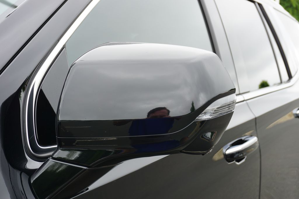 Thumbnail: 2023 Cadillac Escalade - 12