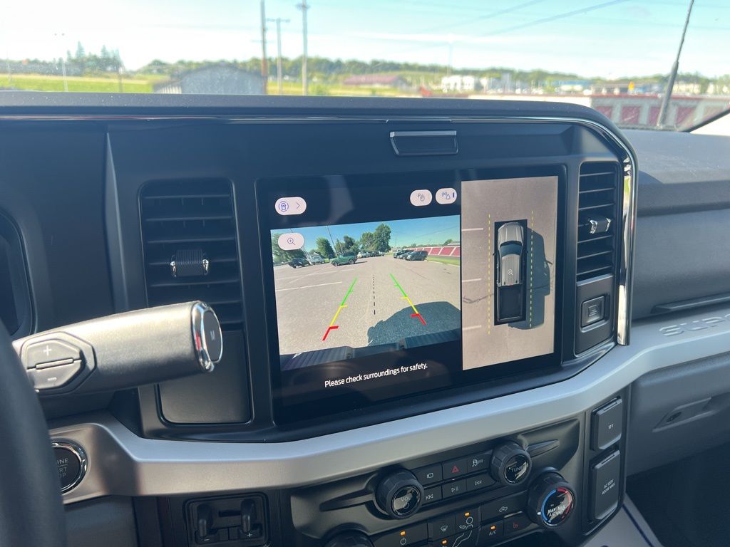 2025 Ford F-350SD