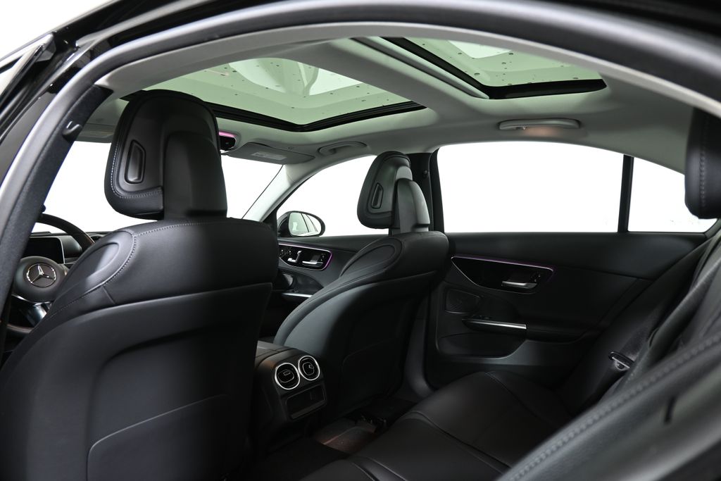 Thumbnail: 2025 Mercedes-Benz C-Class - 31