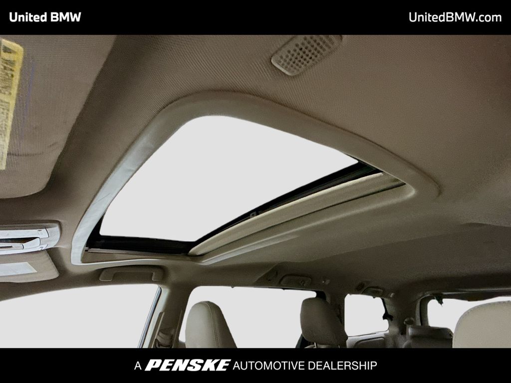 Thumbnail: 2020 Toyota Sienna - 12