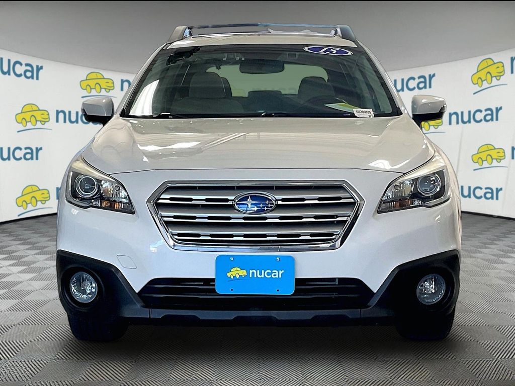 2015 Subaru Outback — photo 2