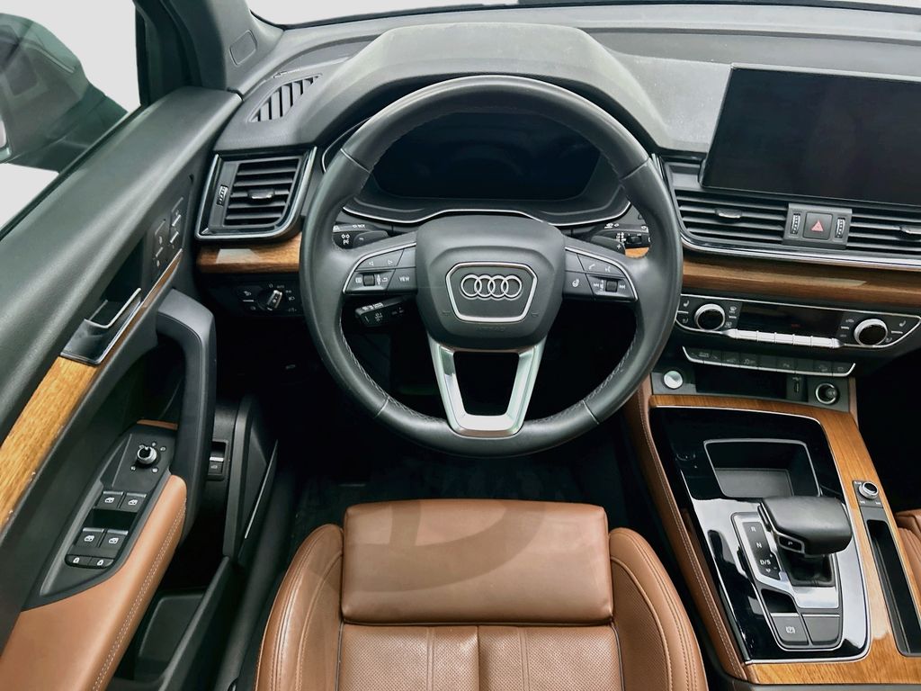 Thumbnail: 2022 Audi Q5 - 12