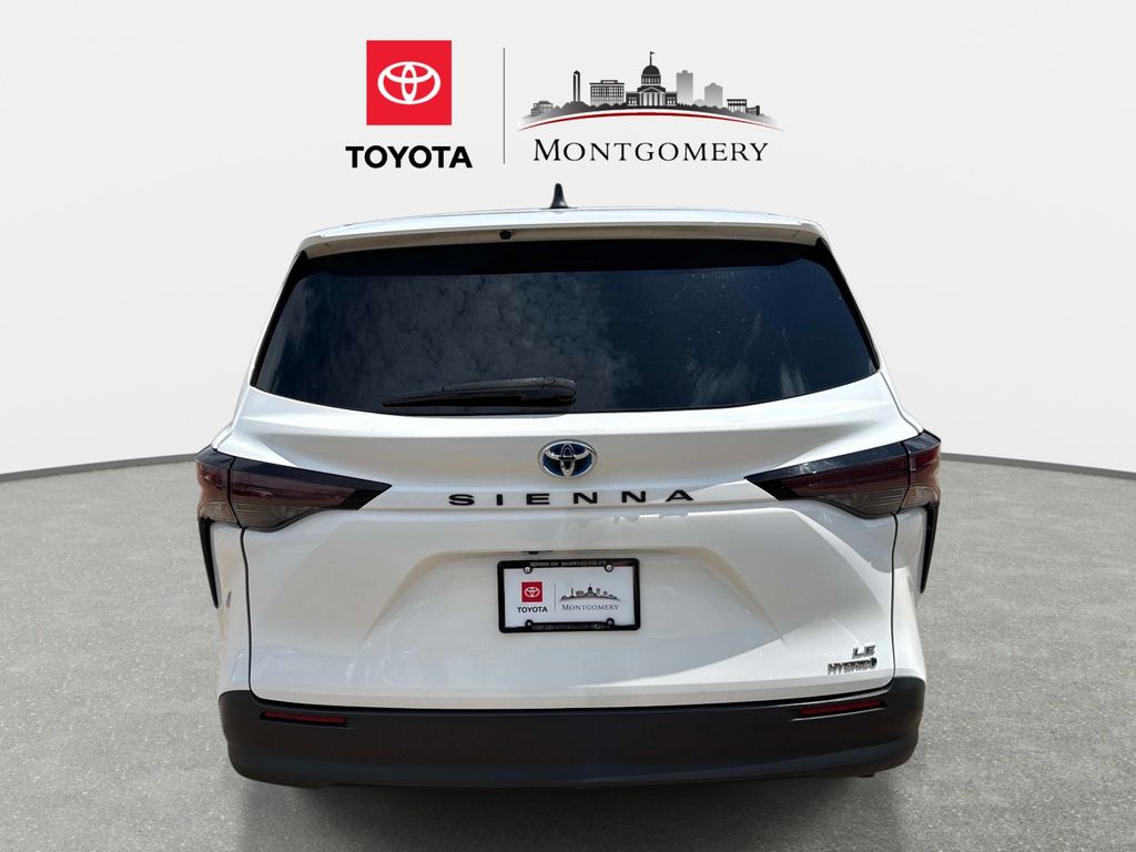 Used 2023 Toyota Sienna Van