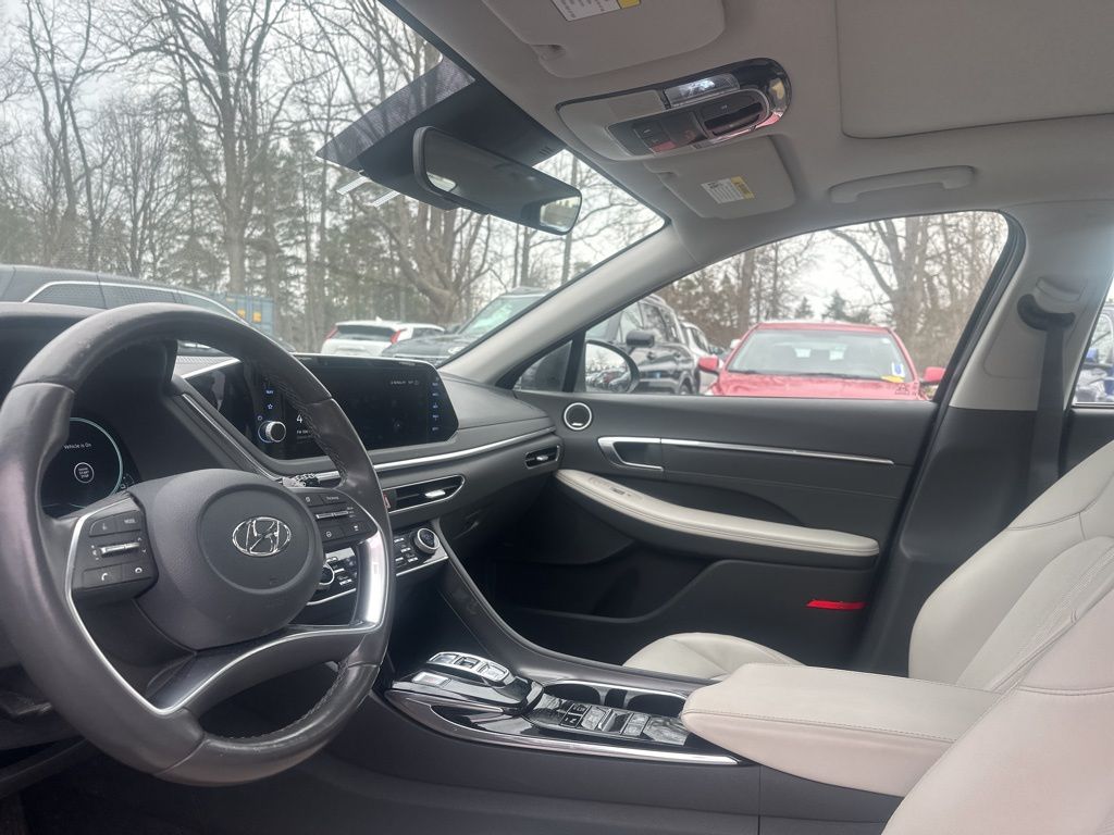 Certified Used 2023 Gray Hyundai Limited image 9