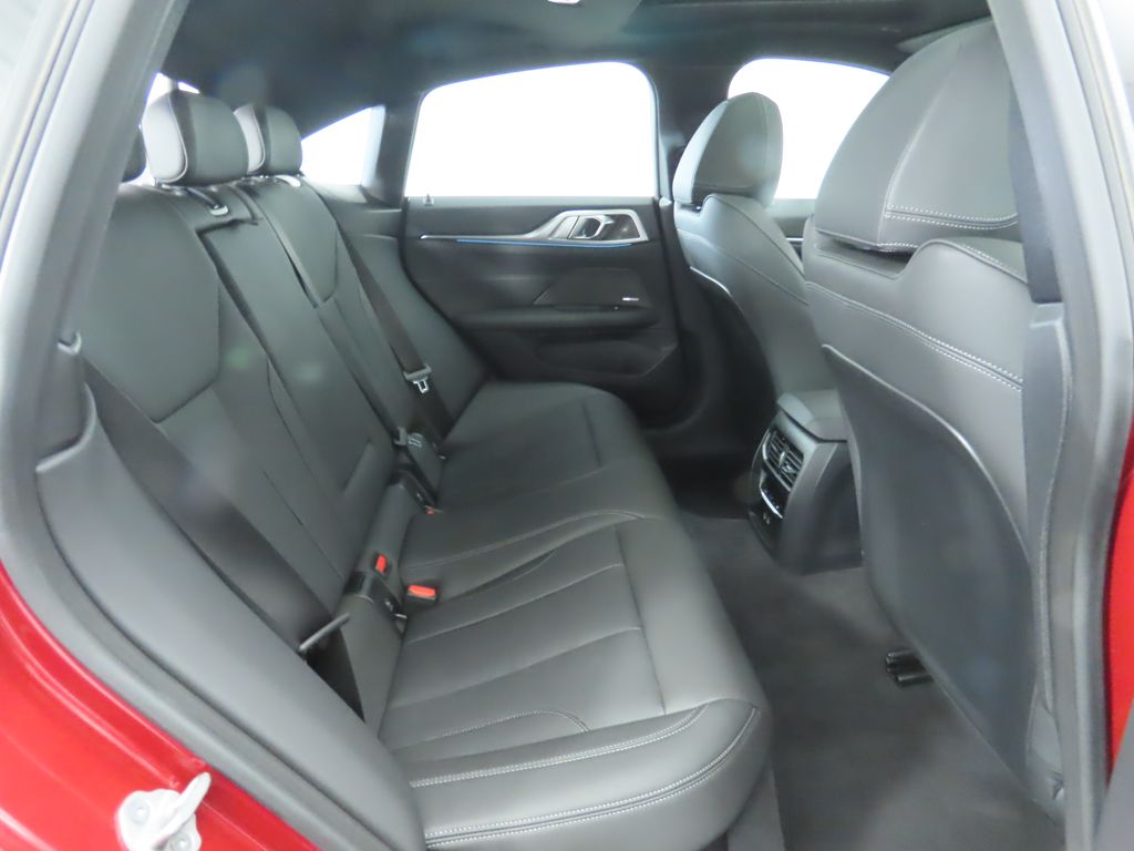 Thumbnail: 2025 BMW 4 Series - 23