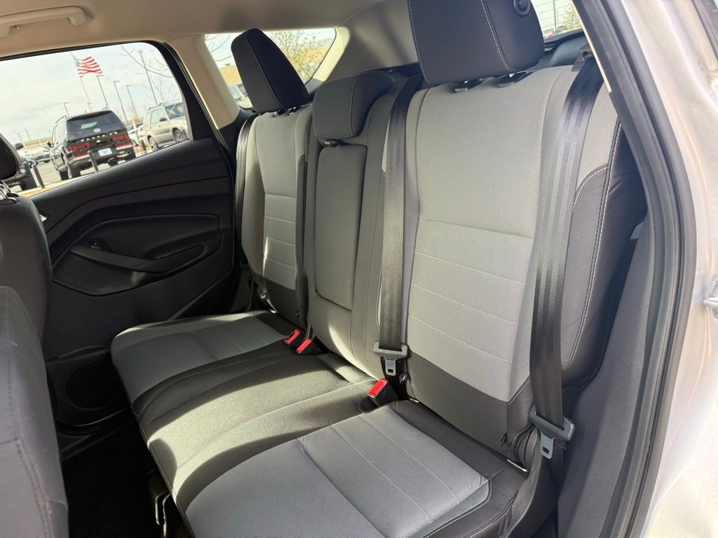 Thumbnail: 2016 Ford Escape - 19