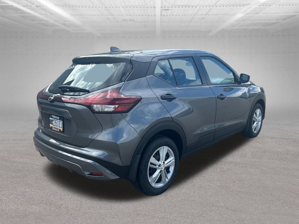 2025 Nissan Kicks Play S - 4