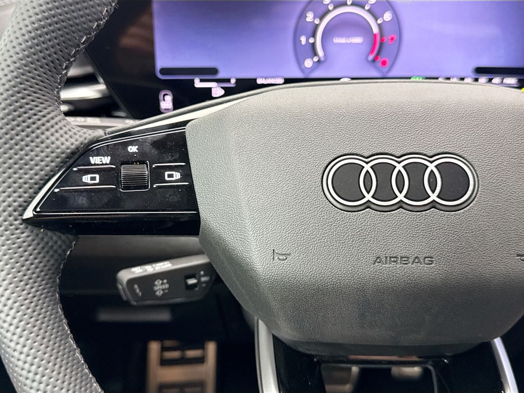 Thumbnail: 2026 Audi SQ5 - 11
