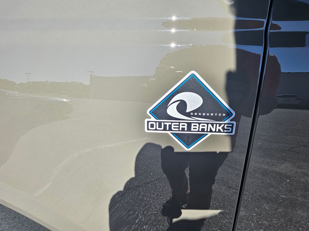 2025 Ford Bronco Outer Banks Gray at Walterboro Ford