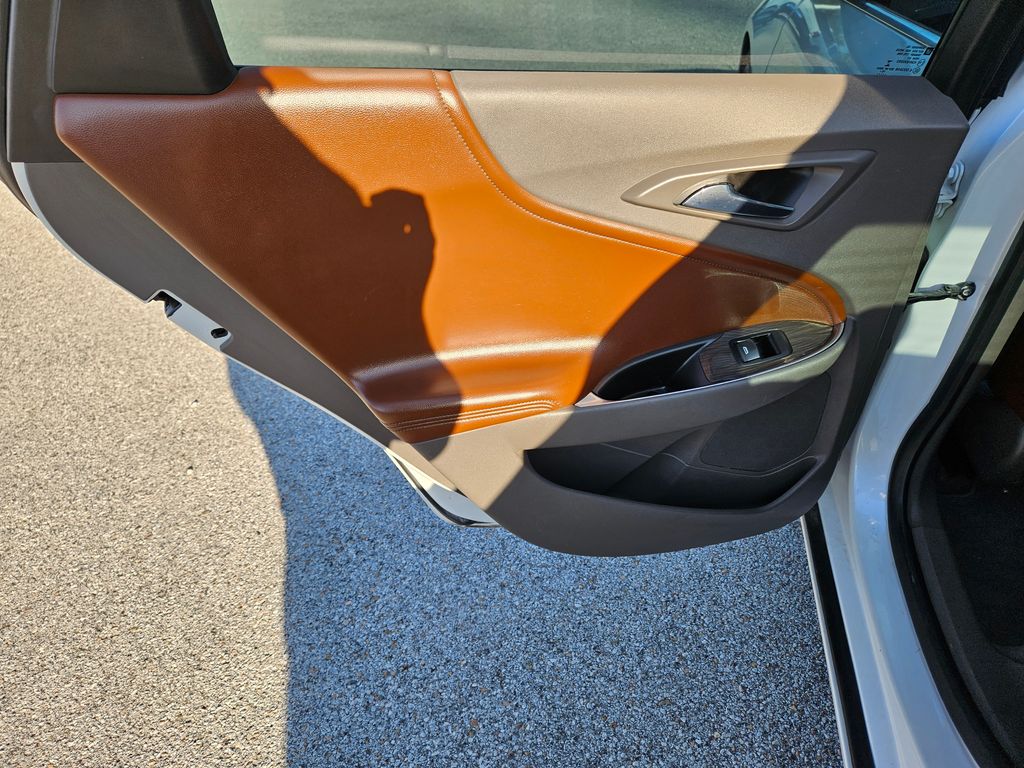 Used 2016 Chevrolet Malibu Sedan