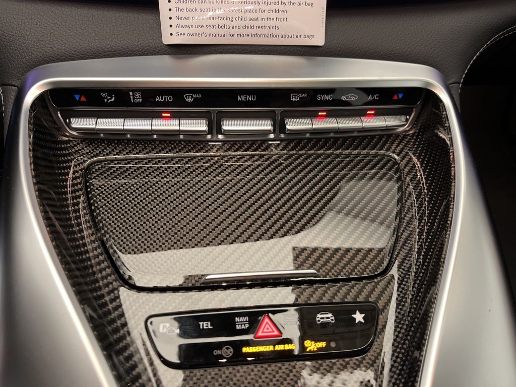 Thumbnail: 2026 Mercedes-Benz AMG GT - 21