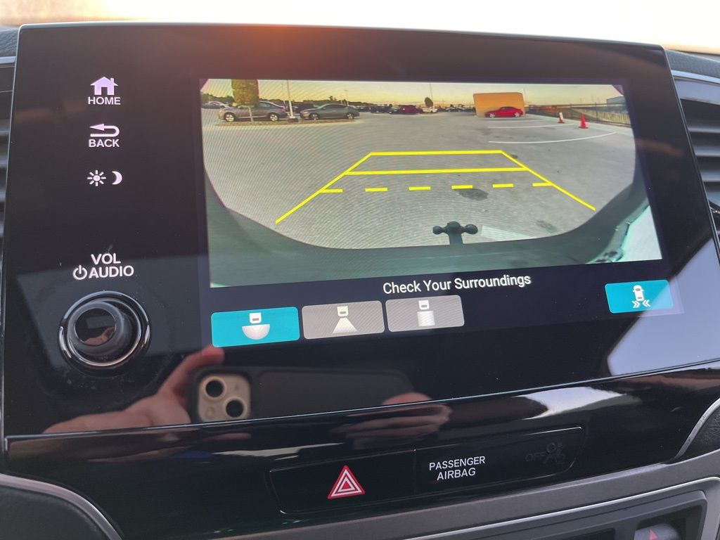 Thumbnail: 2022 Honda Pilot - 24