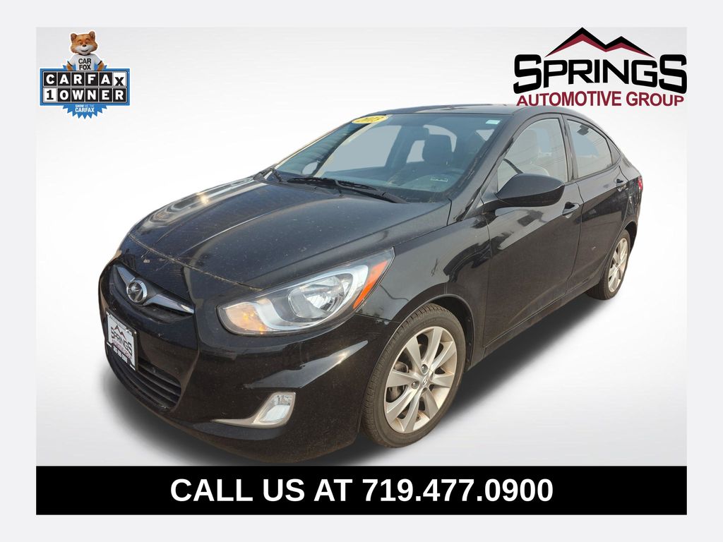 Ultra Black Pearl 2013 Hyundai Accent Sedan Front-Wheel Drive 6-Speed Automatic Overdrive