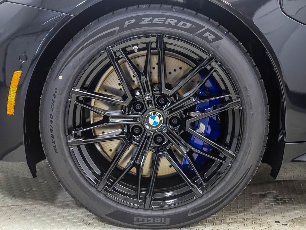 Thumbnail: 2027 BMW M5 - 2