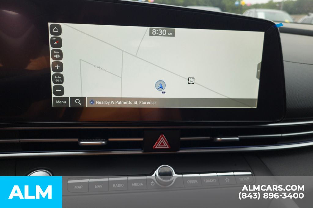 2025 Hyundai Elantra Limited photo 25