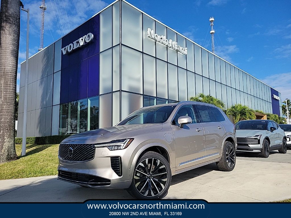 2026 Volvo XC90 Plug-In Hybrid T8 Plus