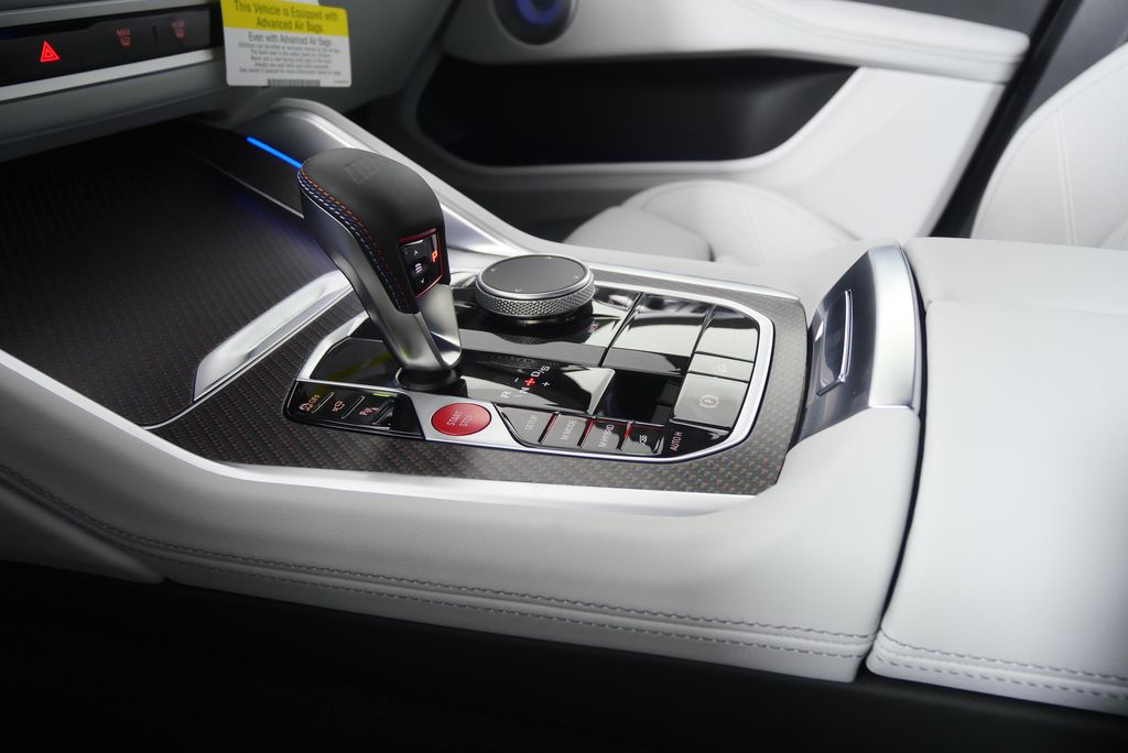 Thumbnail: 2026 BMW XM - 25