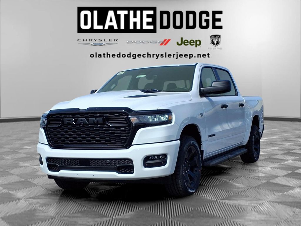 2026 RAM 1500 Express Crew Cab 4WD