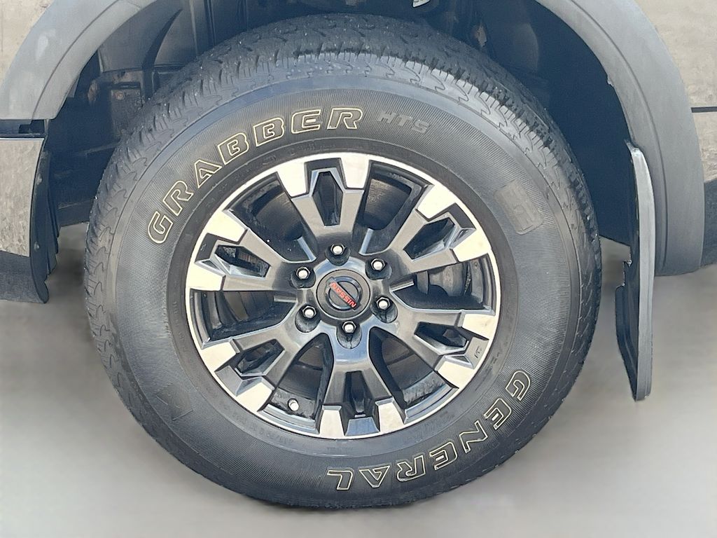 Used 2022 Super Black Nissan PRO-4X image 32