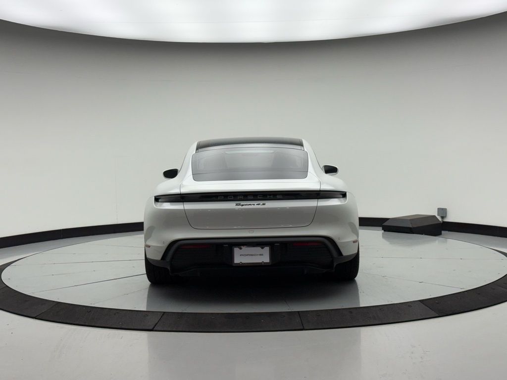 Thumbnail: 2024 Porsche Taycan - 10